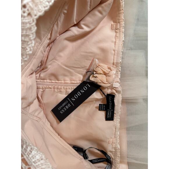 NWT London Dress Co. Peach Lace Homecoming Dress - Size 10 - Picture 5 of 10